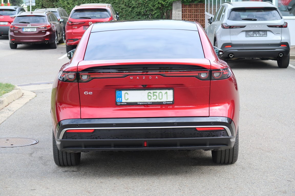 Mazda 6e