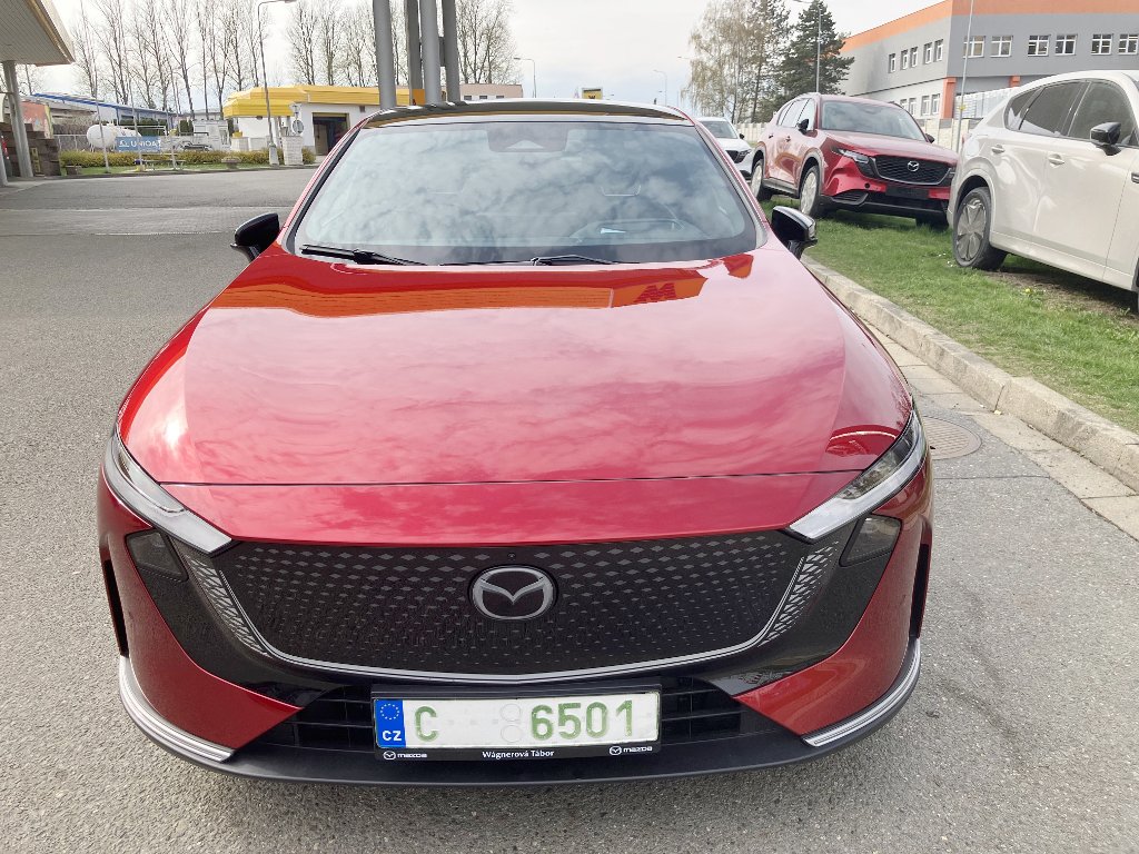 Mazda 6e