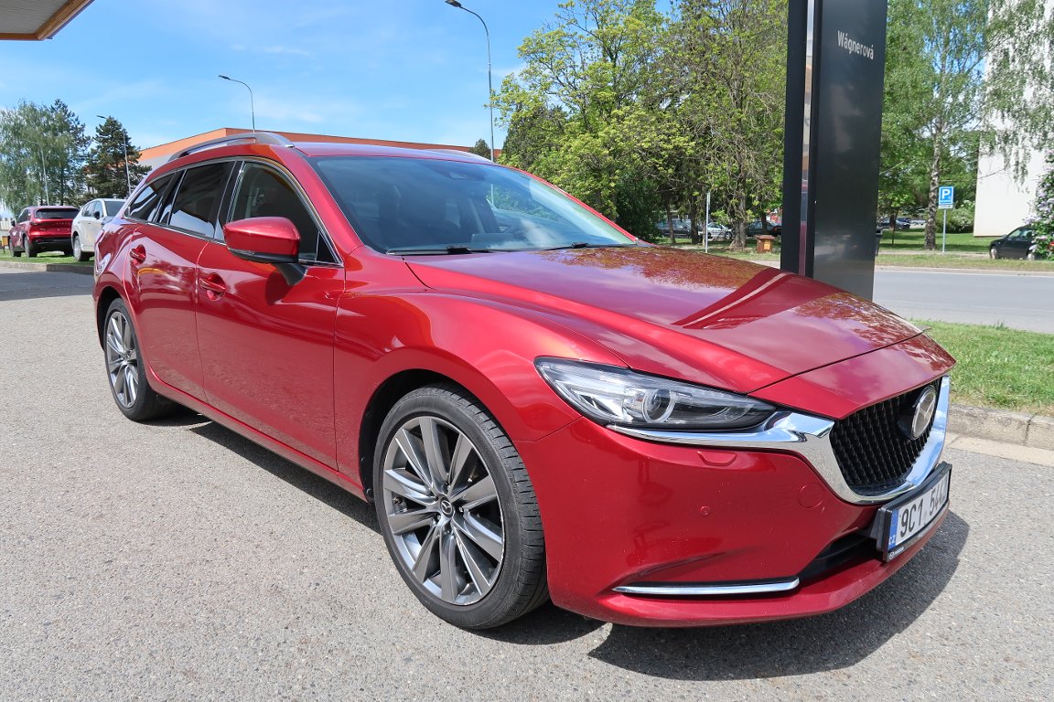 Mazda 6