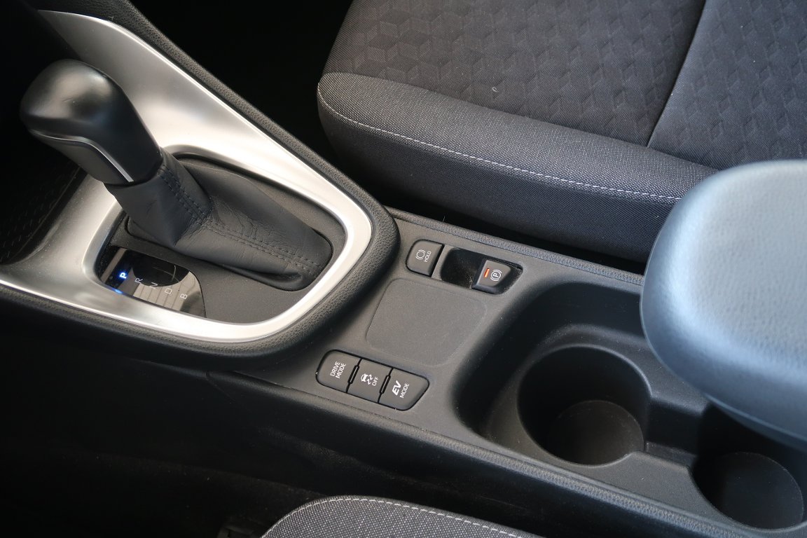 Mazda 2 Hybrid