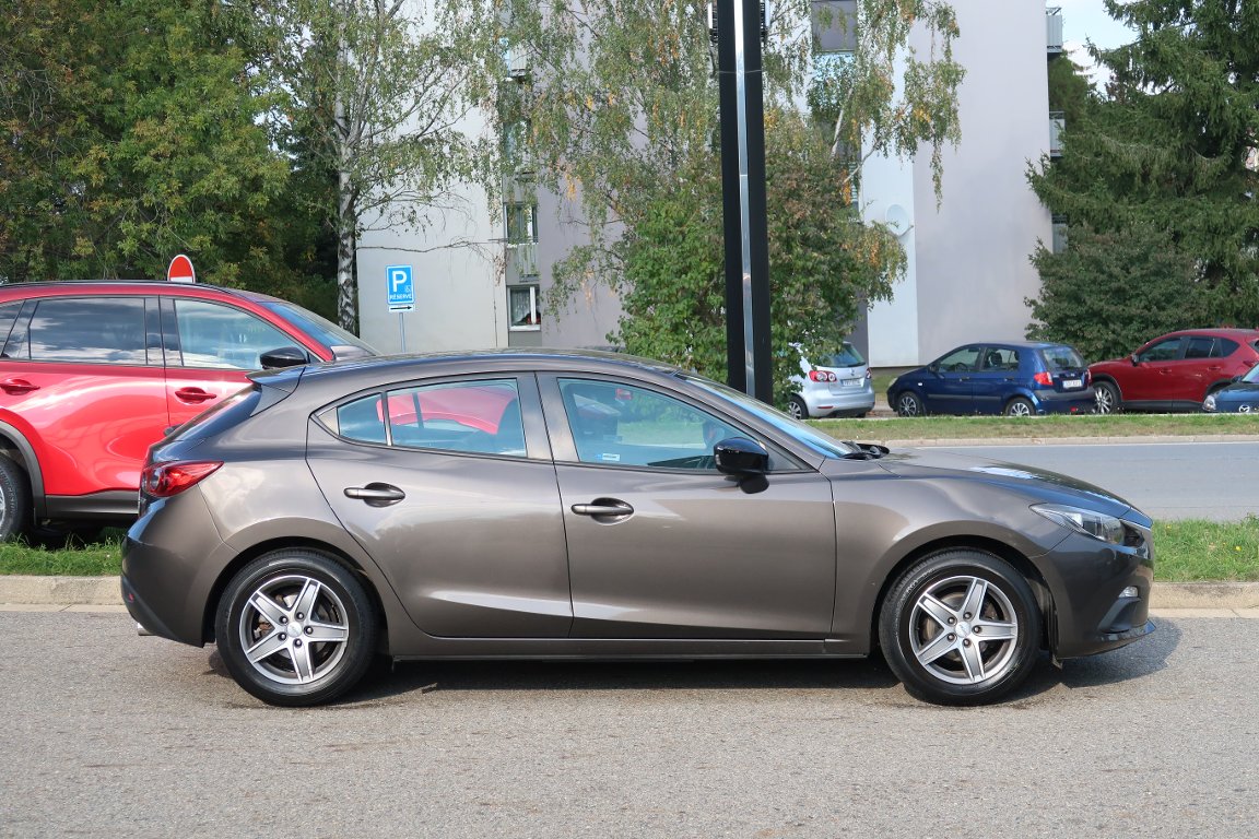 Mazda 3