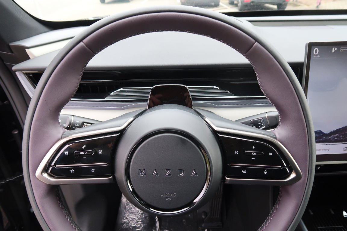 Mazda CX-6e